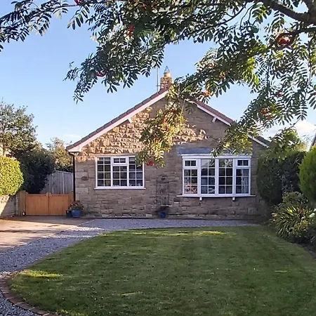 Willow Cottage Sleeps 5, Cosy Stopover Thornton-le-Beans Exterior photo