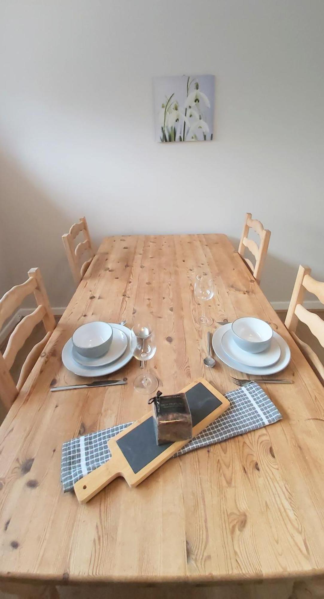 Willow Sleeps 5, Cosy Stopover Holiday home *