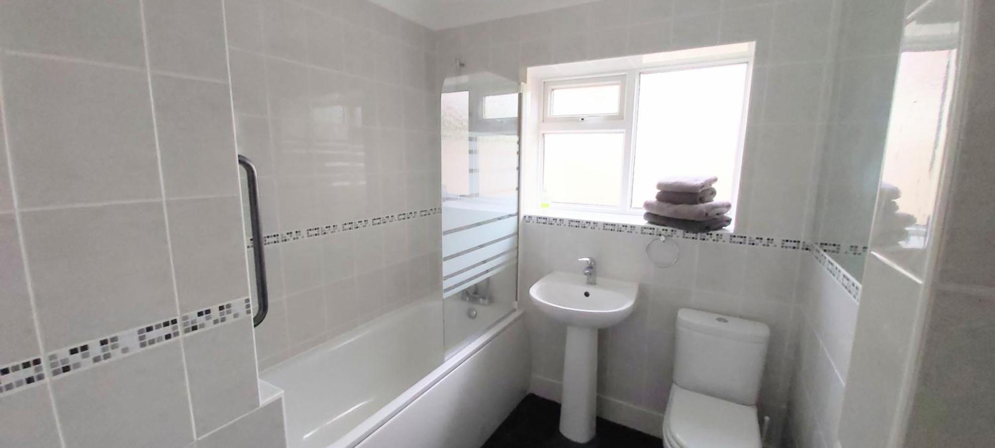 Willow Sleeps 5, Cosy Stopover Holiday home
